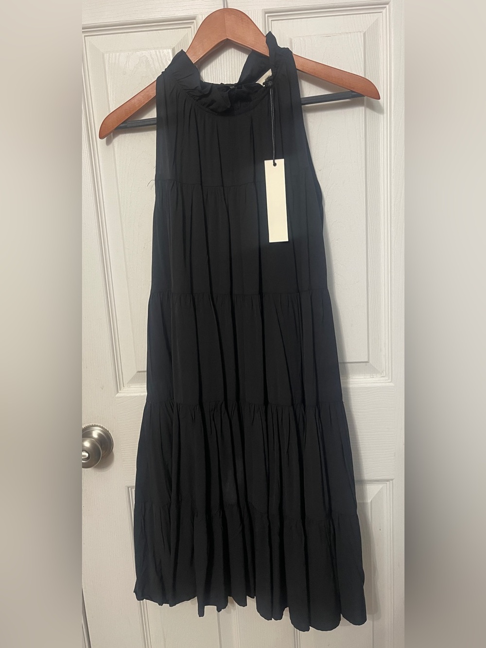 Pinch Tiered Black Halter Neck Dress Sleeveless NWT Size M/L